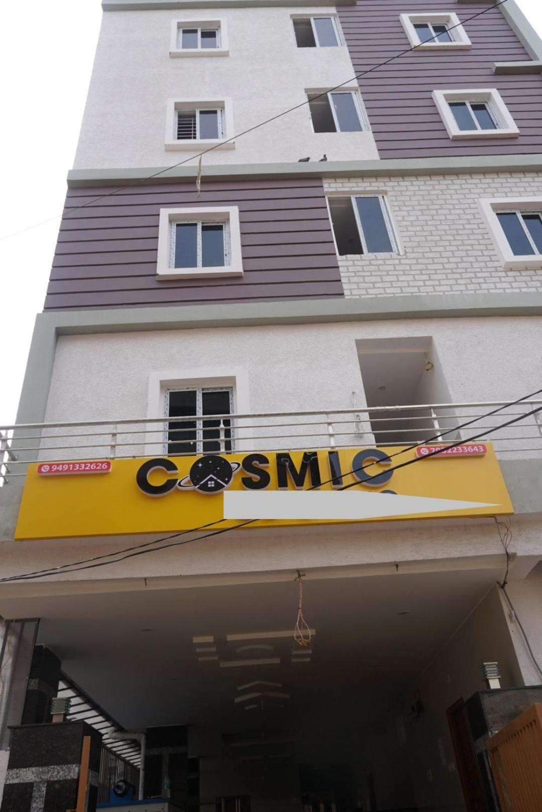 Cosmic Hotel & Guest House Gachibowli Raidurg Hyderabad Exteriör bild
